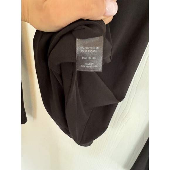 La Quan Smith Turtleneck - Picture 7 of 8